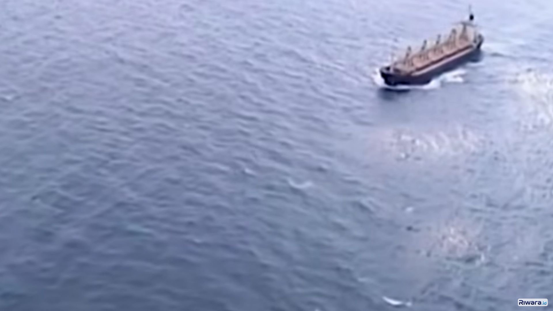 Kapal India Aman Lewati Selat Hormuz